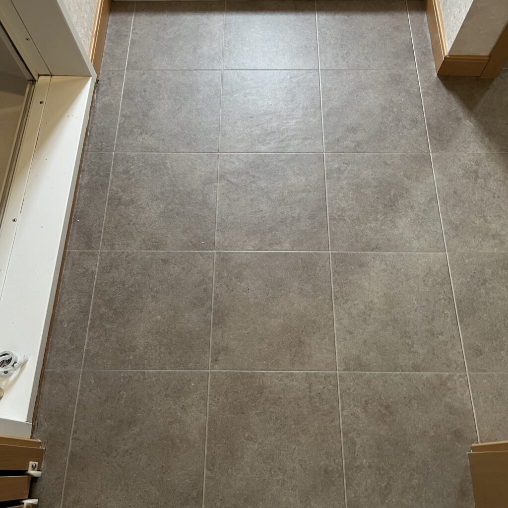 アパート トイレ・脱衣所 床CF張替 那須塩原市