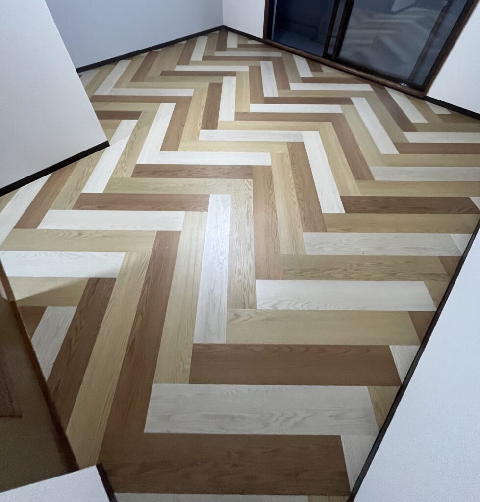 アパート　床フロアータイル施工　大田原市