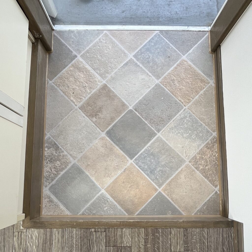 アパート 玄関土間 CF施工 矢板市